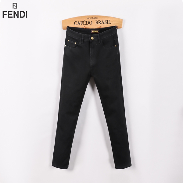 ブランドジーンズ側面デザイン